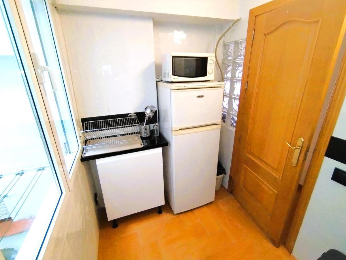 Puerta Del Sol - Apartamento Para 4 Madrid Extérieur photo
